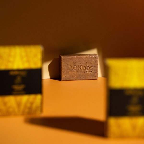 JABÓN ORO NEGRO 100GR CN:209351